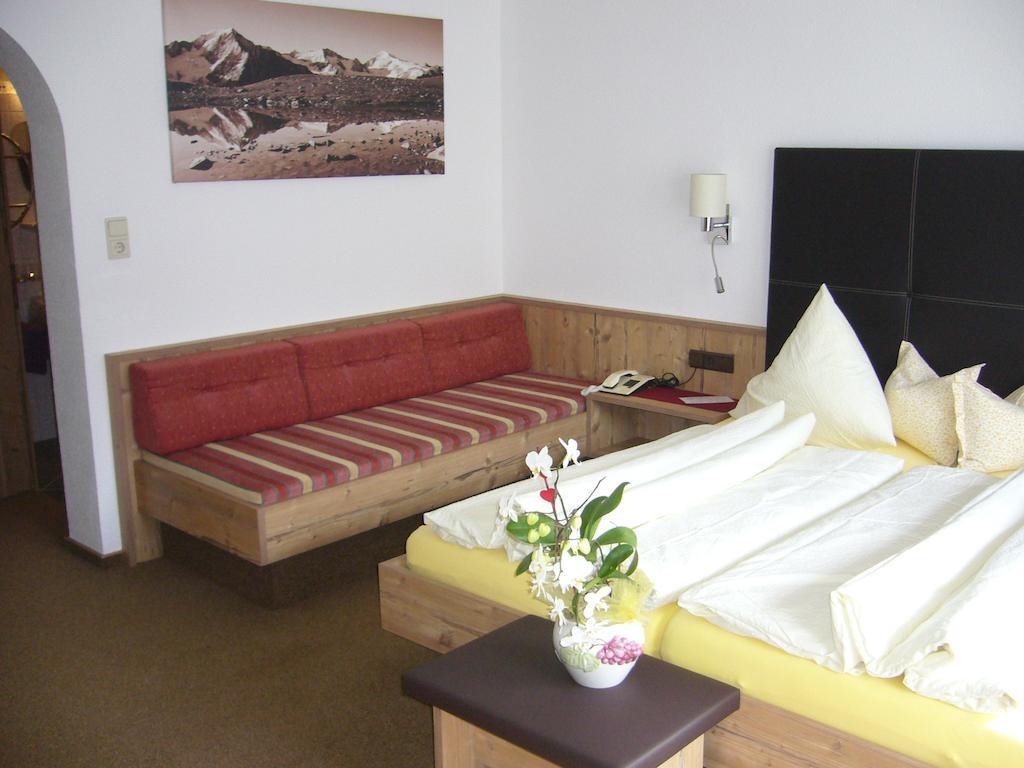 Sportpension Rubin Sölden Kamer foto